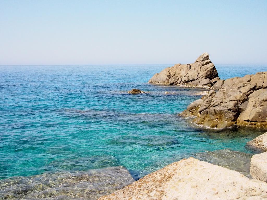 Appartamenti La Spiaggetta Deiva Marina Eksteriør billede