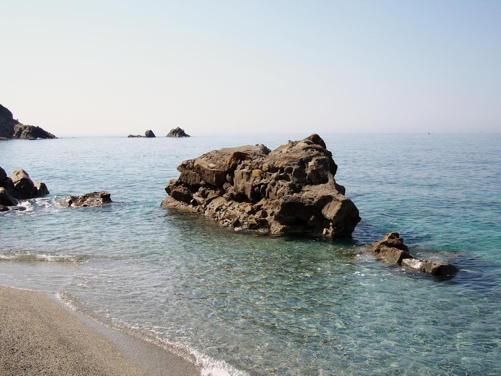 Appartamenti La Spiaggetta Deiva Marina Eksteriør billede